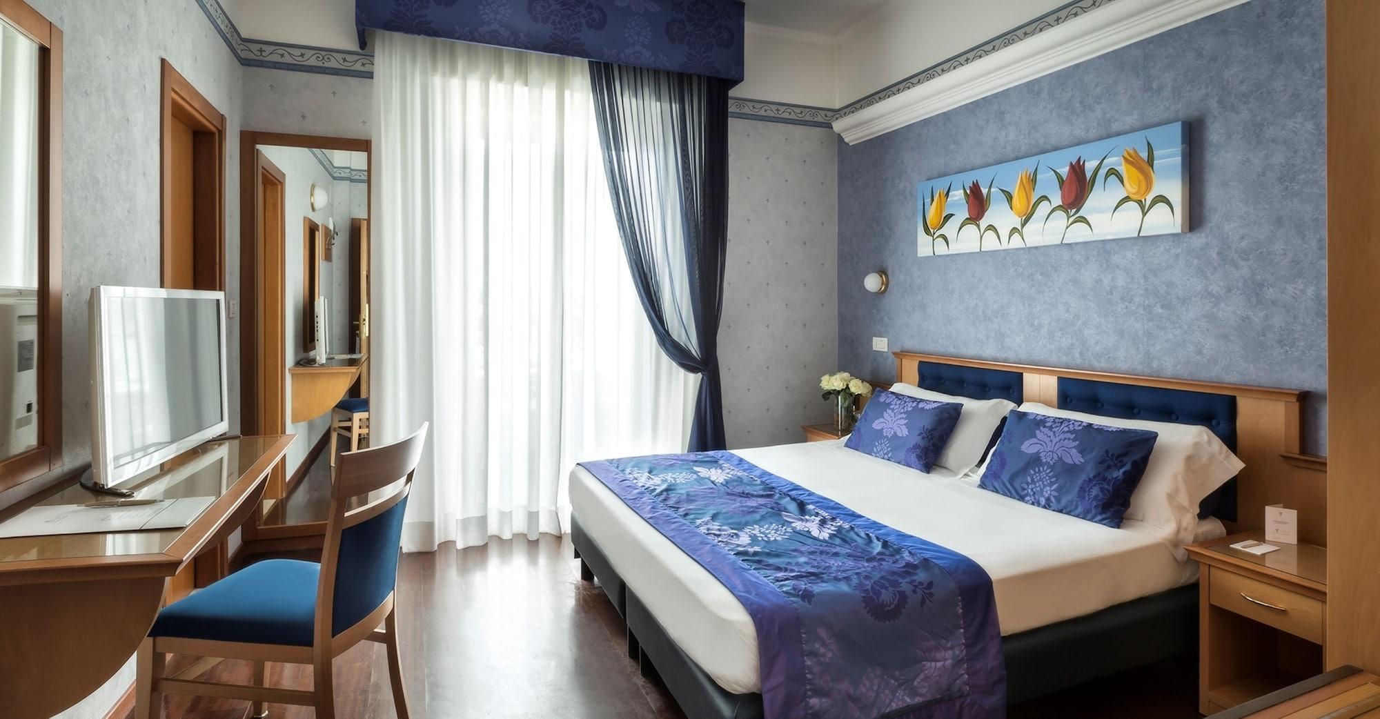 Hotel Tiffany'S Riccione Buitenkant foto