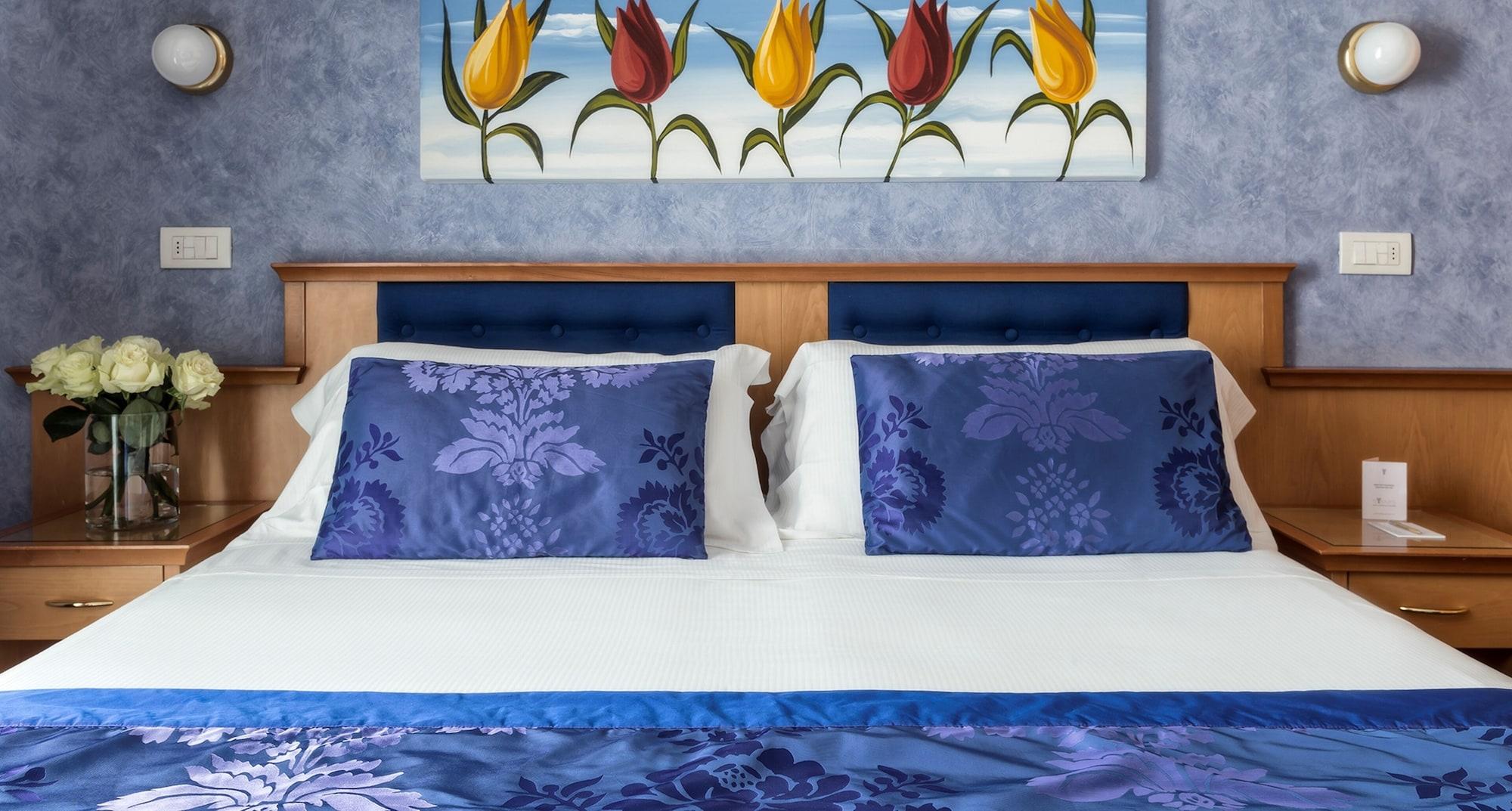 Hotel Tiffany'S Riccione Buitenkant foto