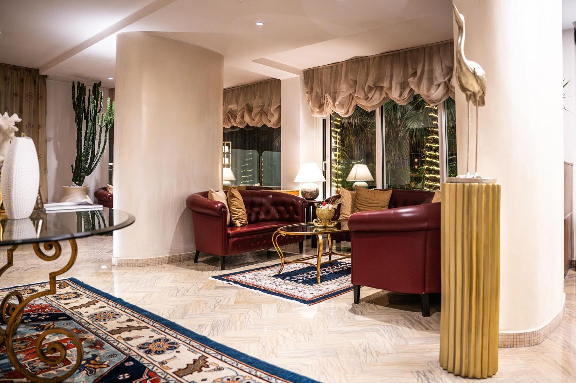 Hotel Tiffany'S Riccione Buitenkant foto