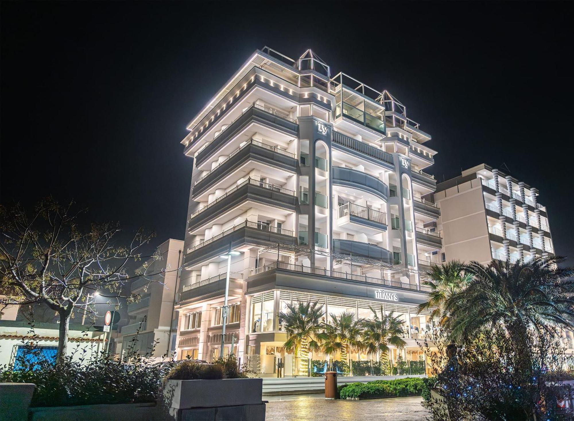 Hotel Tiffany'S Riccione Buitenkant foto
